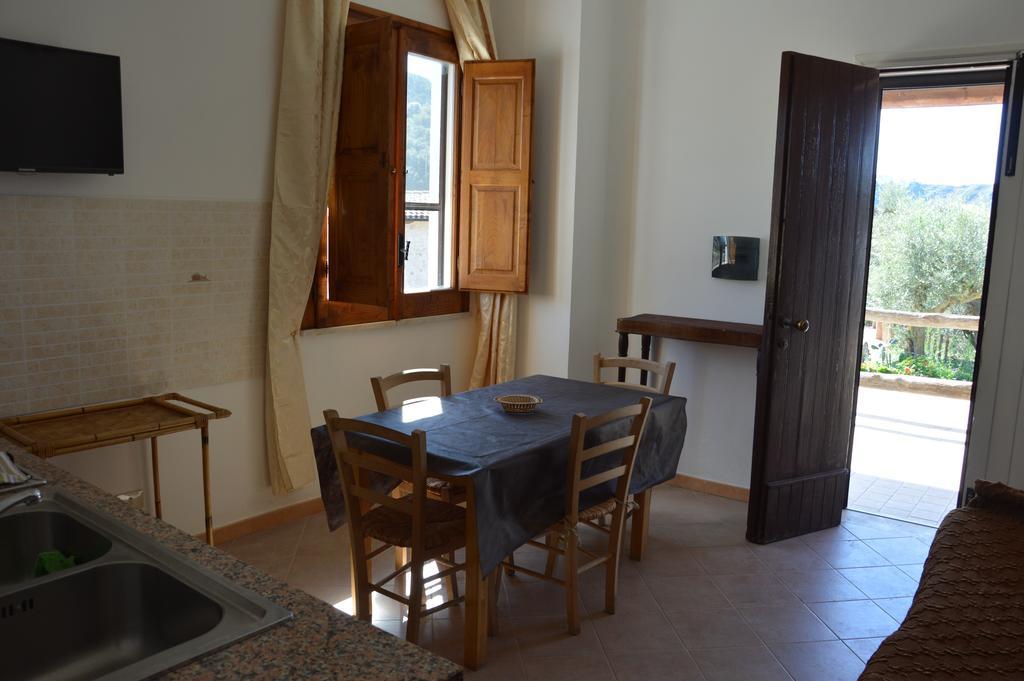 Azienda Agrituristica Carida Zaccanopoli Ngoại thất bức ảnh