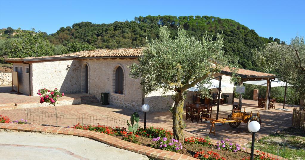Azienda Agrituristica Carida Zaccanopoli Ngoại thất bức ảnh